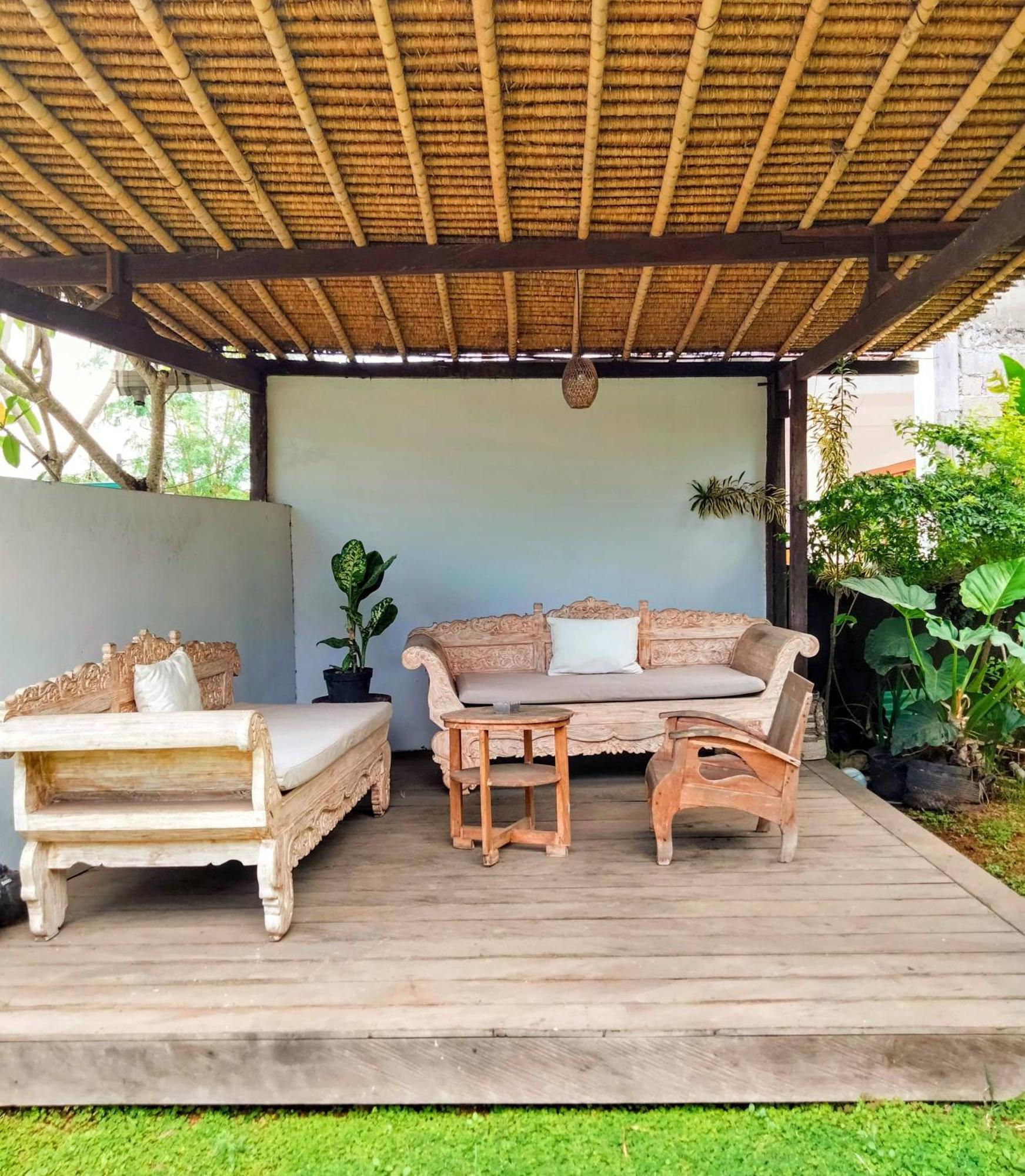 Gatsby Hotel Hostel Uluwatu  Exterior photo