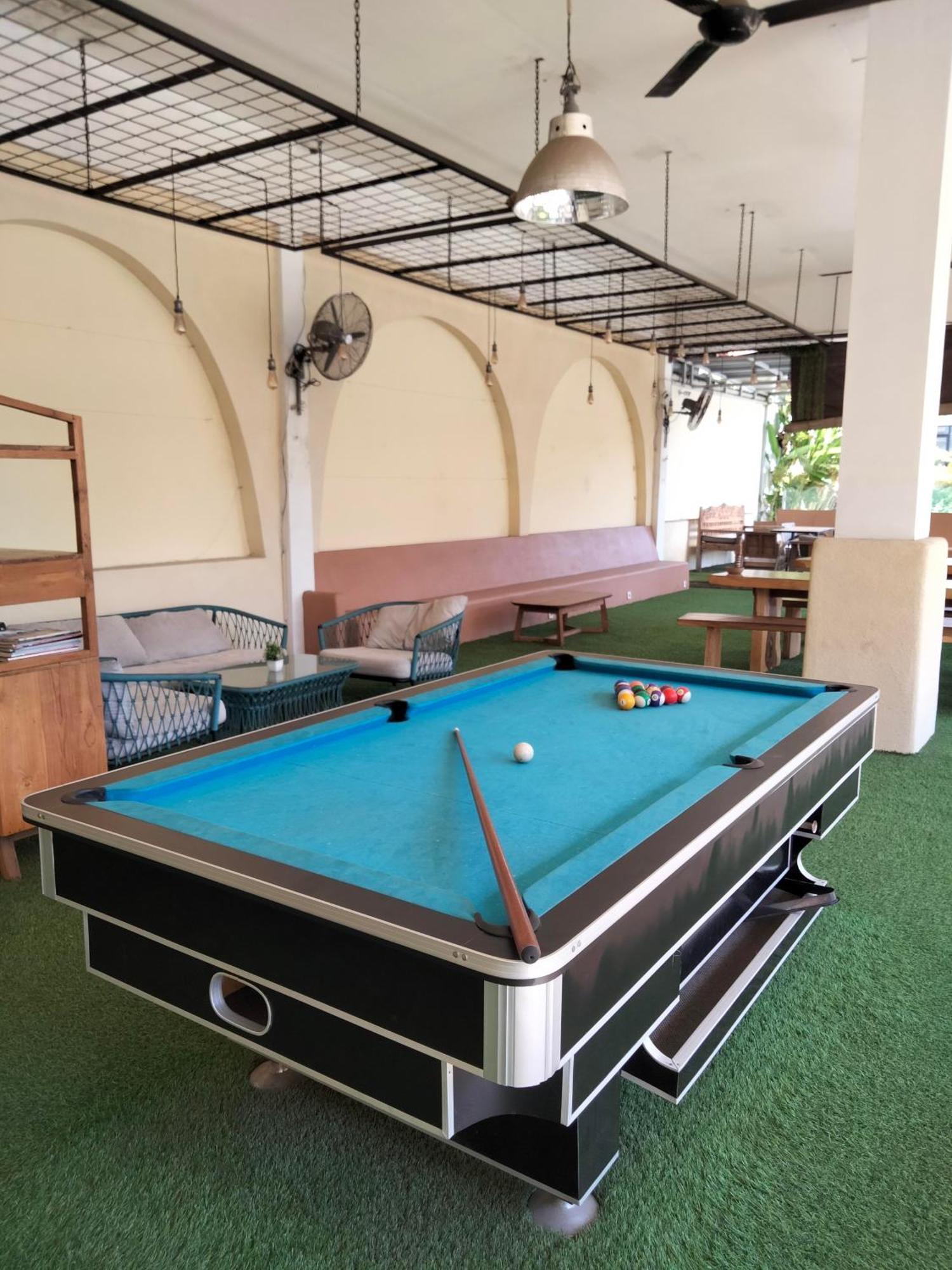 Gatsby Hotel Hostel Uluwatu  Exterior photo