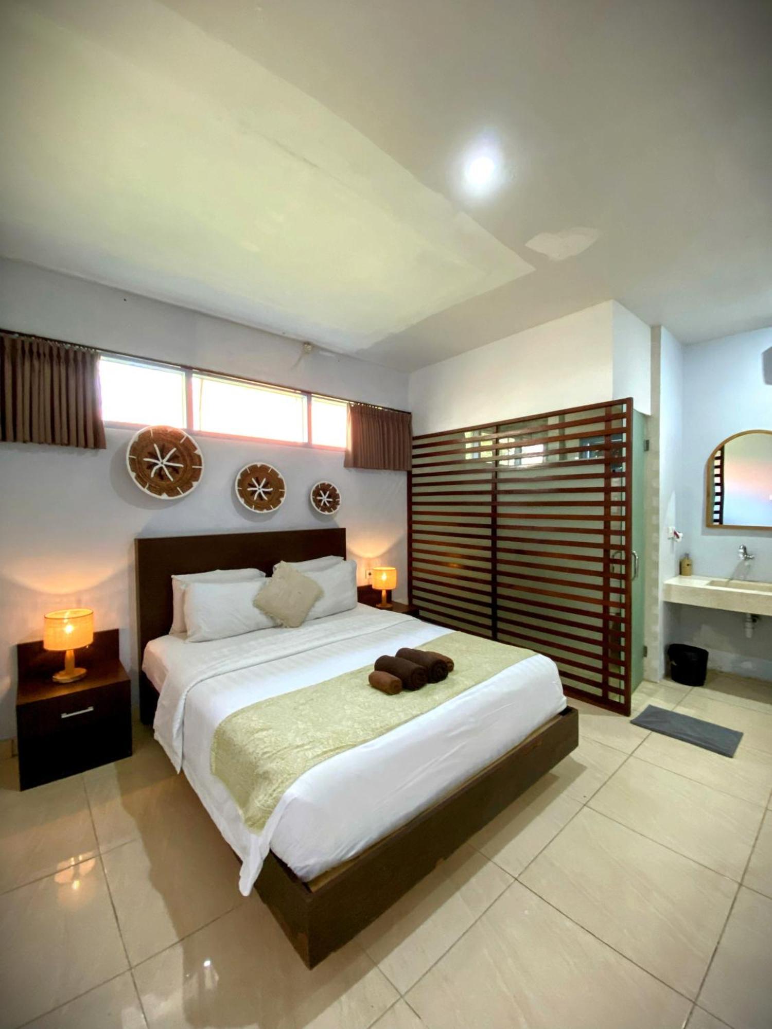 Gatsby Hotel Hostel Uluwatu  Exterior photo